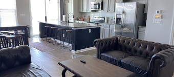 Quiet neighborhood, close to beaches, downtown, and all Wilmington has to offer!