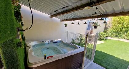 villa pour 10 personnes avec piscine et jacuzzi