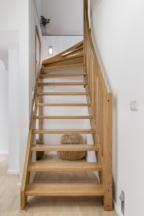 Two-Bedroom Suite with Terrace | 住宿內部