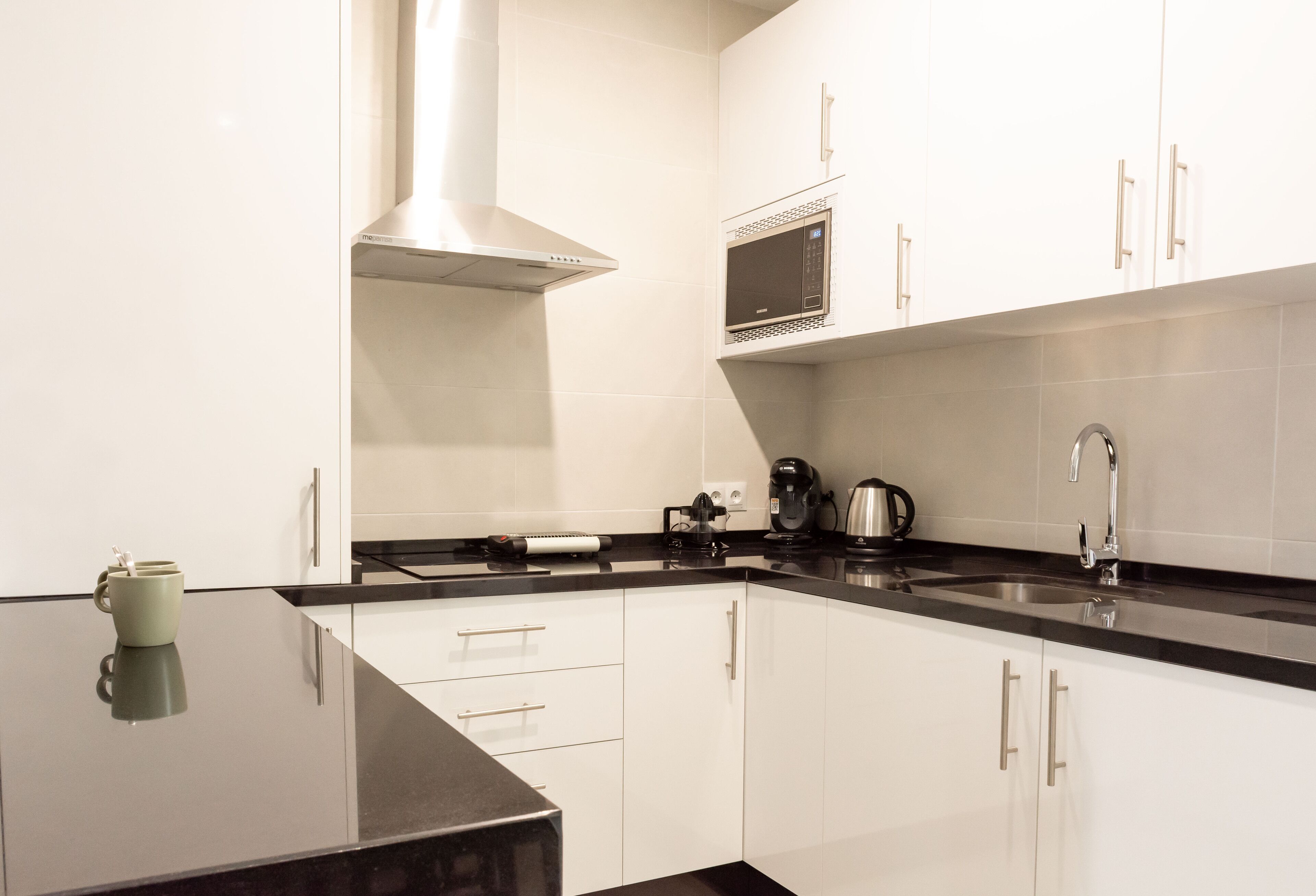 Departamento, 1 habitación | Cocina privada | Refrigerador con congelador, microondas y parrilla de estufa 