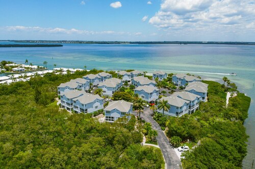 Pet-Friendly Cedars East Unit 847 by RVA