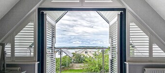 Stunning 5 Bed - Balcony, Garden and Sea Views