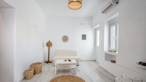 Leilighet | Oppholdsområde | TV