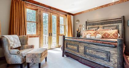 Luxury On The Golf Course Escape, Pet-Friendly, Grill, Laundry & Garage