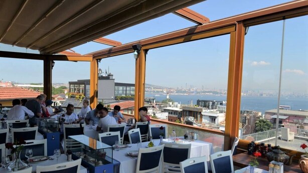 Unclassified image, 1 of 23, button - By Kinyas Hotel (Istanbul)