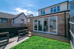Exterior - Archers House (Stevenage)