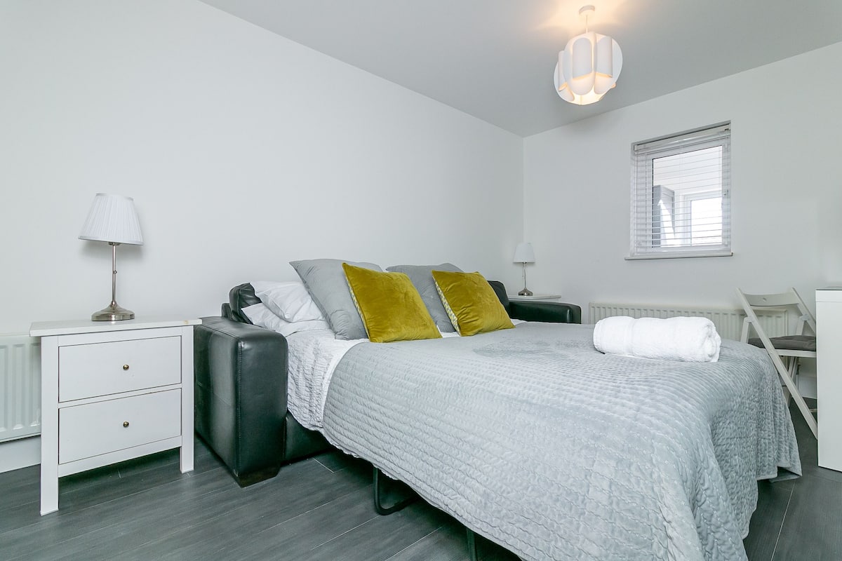Superior Double Room, Shared Bathroom | 1 bedroom