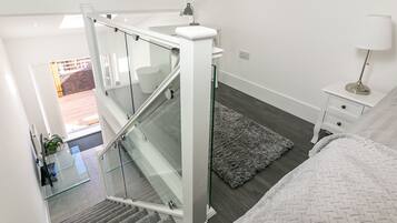 Exclusive House, Private Bathroom, Garden View (King Pin Corner) | Floor plan