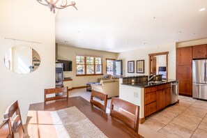 Interior - West Village Two Bedroom Townhome, walk to the beginner slopes! Free WiFi (Copper Mountain)