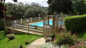 Piscine couverte, piscine extérieure