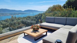 Property grounds - Villa (Olmeto)