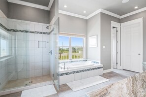 Maison, 4 chambres | Salle de bain