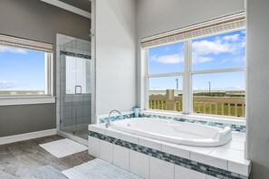 Maison, 4 chambres | Salle de bain