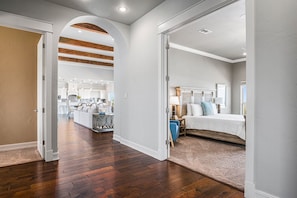 House, 4 Bedrooms
