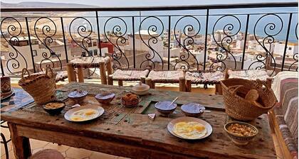 Surf and Yoga Guesthouse in Taghazout