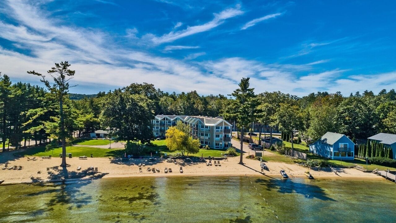 Lake Winnipesaukee Condo - Private Beach, Walk to Concerts