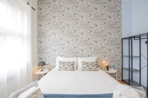 1 chambre, fer et planche à repasser, Wi-Fi gratuit, draps fournis