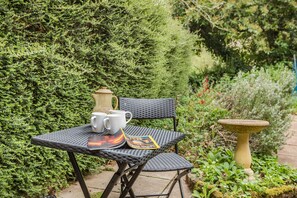 Cottage | Balcony