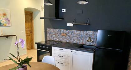 Apartment renovated in cozy and elegant style