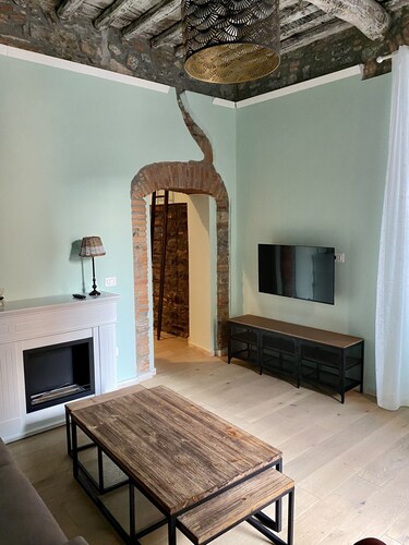Apartment renovated in cozy and elegant style