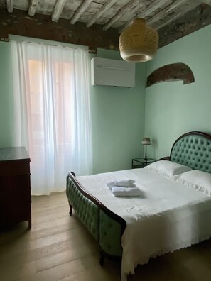 1 makuuhuone, silitysrauta/-lauta, ilmainen Wi-Fi, vuodevaatteet