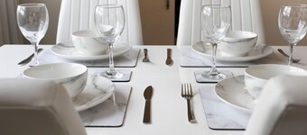 Luxurious 2-Bed Nottingham Retreat with Parking - Pass the Keys