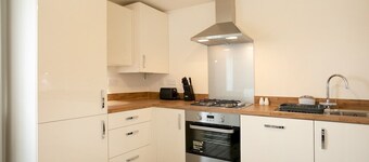 Pass the Keys | Luxurious 2-Bed Nottingham Retreat with Parking