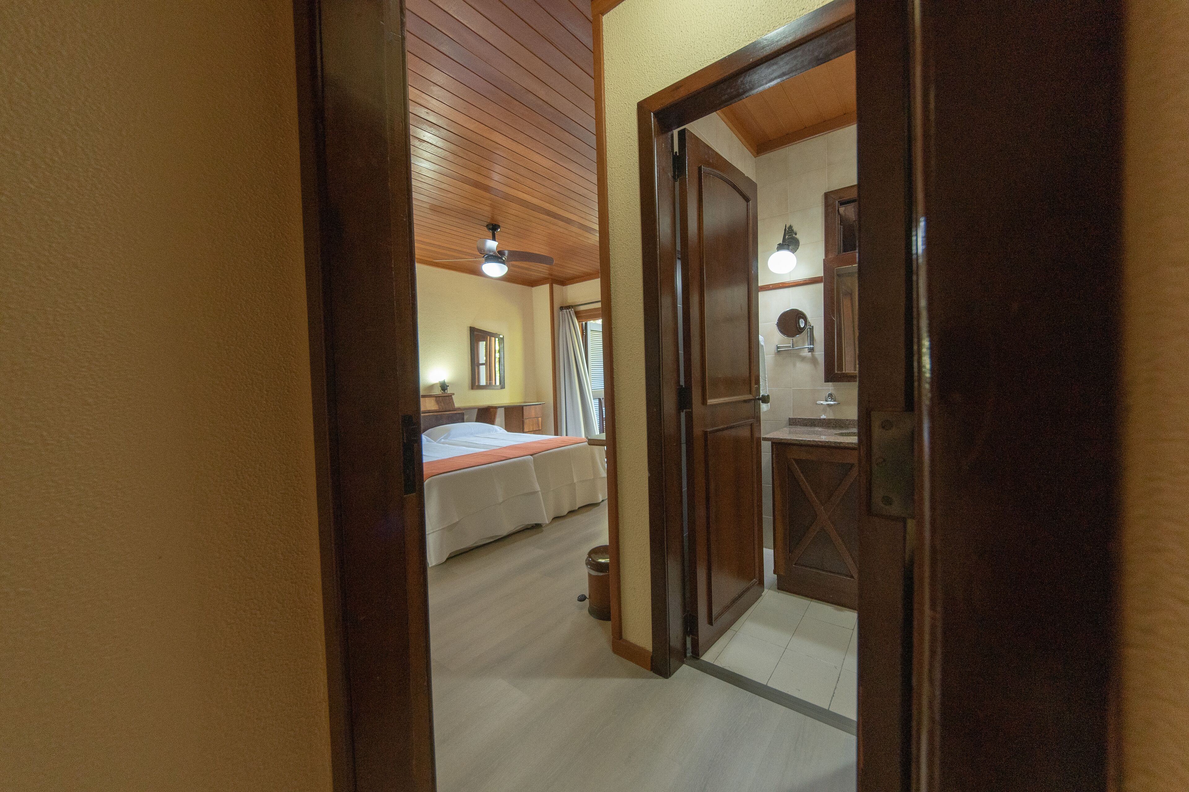 2 Schlafzimmer, WLAN