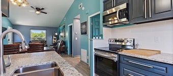 Newly renovated, cozy 2 bedroom.