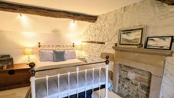 1 Schlafzimmer, Schreibtisch, Bügeleisen/Bügelbrett, kostenloses WLAN