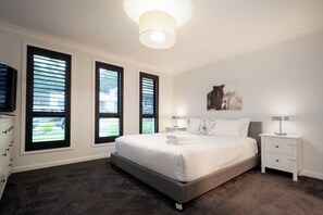 4 Schlafzimmer, Bügeleisen/Bügelbrett, kostenloses WLAN, Bettwäsche