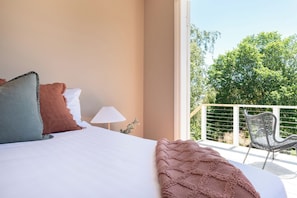 3 habitaciones, wifi gratis y ropa de cama 