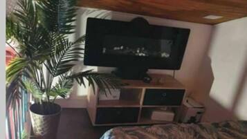 1 bedroom, free WiFi