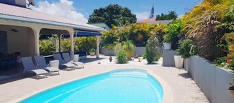 Villa à Sainte Anne G104 3 ch piscine plage 600m