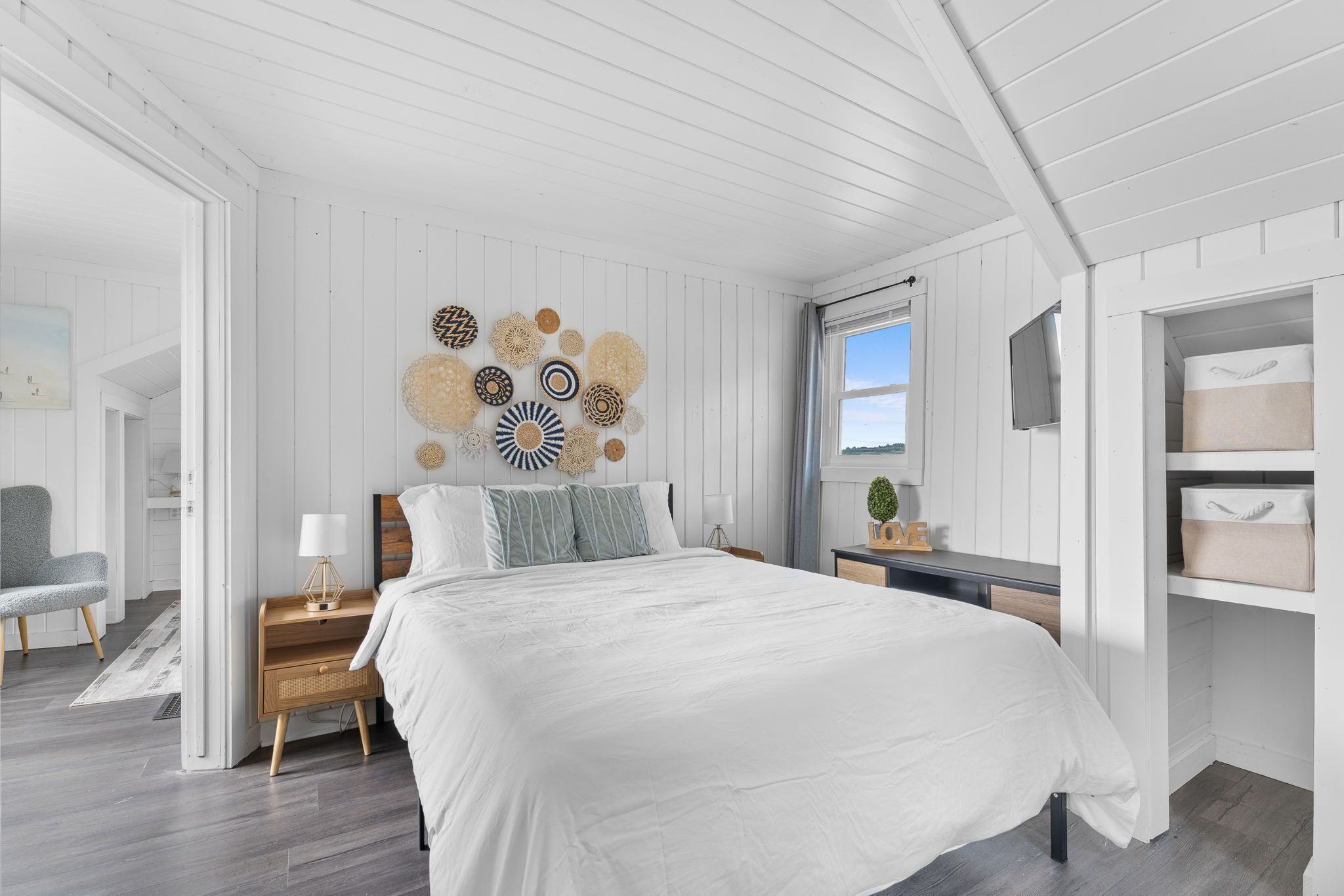 2 chambres, fer et planche à repasser, accès au Wi-Fi (inclus)