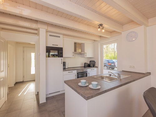 Modern and stylishly furnished vacation home on Lake Vechtesee