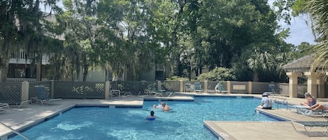 Piscine extérieure