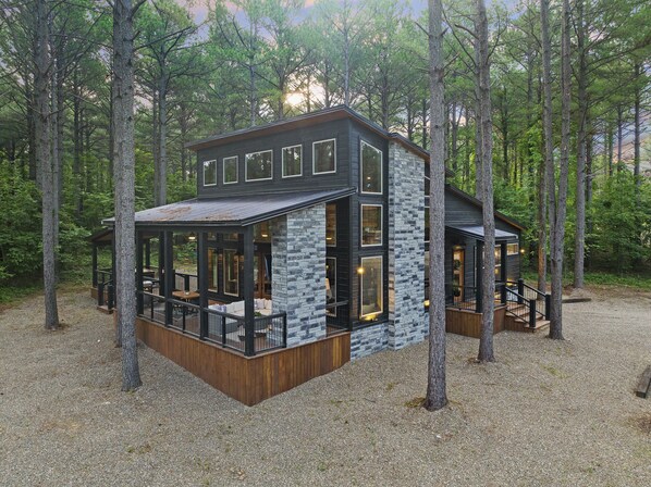 Exterior -  Into The Woods Cabin  // Modern Family Cabin // Arcade, Hot Tub, Playset (Broken Bow)