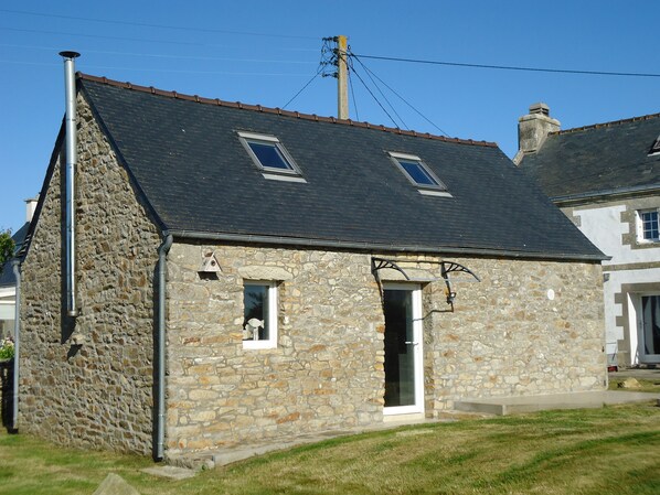 Exterior - La petite Iroise (Plogoff)