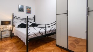 Unclassified image, 5 of 16, button - Villa Edita with private pool, parking and gazebo (Kaštela)