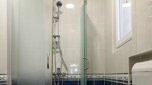 Unclassified image, 2 of 16, button - Villa Edita with private pool, parking and gazebo (Kaštela)