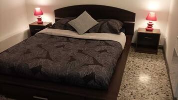 2 chambres, lit parapluie, Wi-Fi gratuit, draps fournis