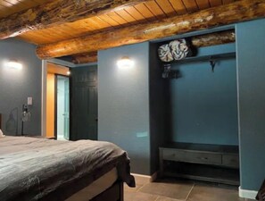 4 bedrooms, free WiFi