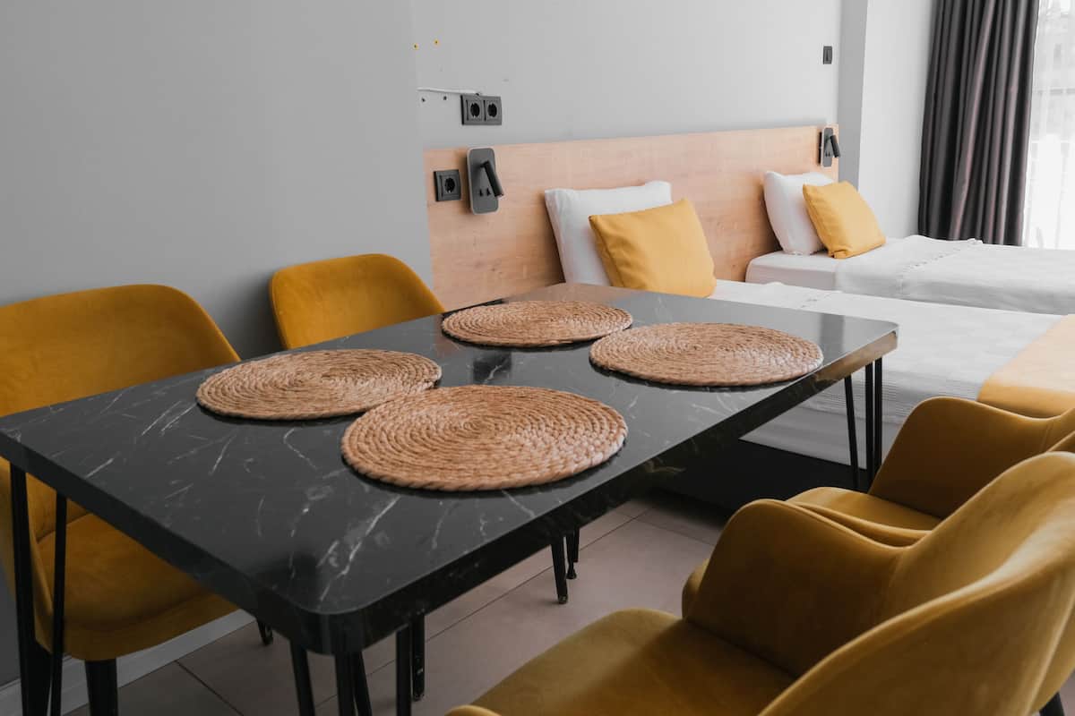 Family Suite | 1 bedroom, blackout drapes, free WiFi, bed sheets
