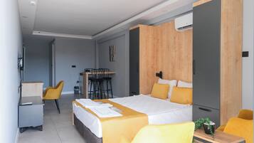 클래식 더블룸 또는 트윈룸 | 암막 커튼, 무료 WiFi, 침대 시트