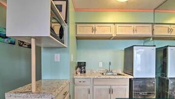 Fridge, microwave, coffee/tea maker, toaster