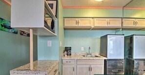 Fridge, microwave, coffee/tea maker, toaster