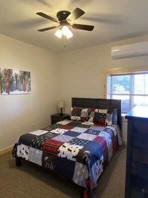 4 soverom, strykejern/-brett, wi-fi (inkludert) og sengetøy