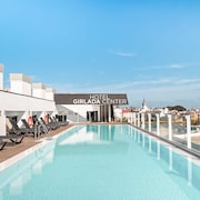 Hotel Giralda Center