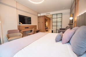 1 dormitorio, ropa de cama de alta calidad, minibar y caja fuerte